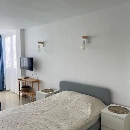 דירה El Dorado Cozy With Balcony And Pool *